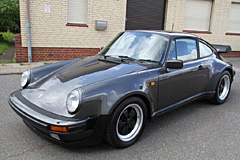 Porsche 930