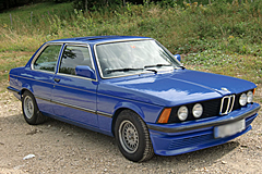 BMW 323i