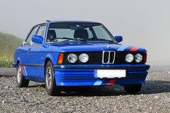 BMW 323i